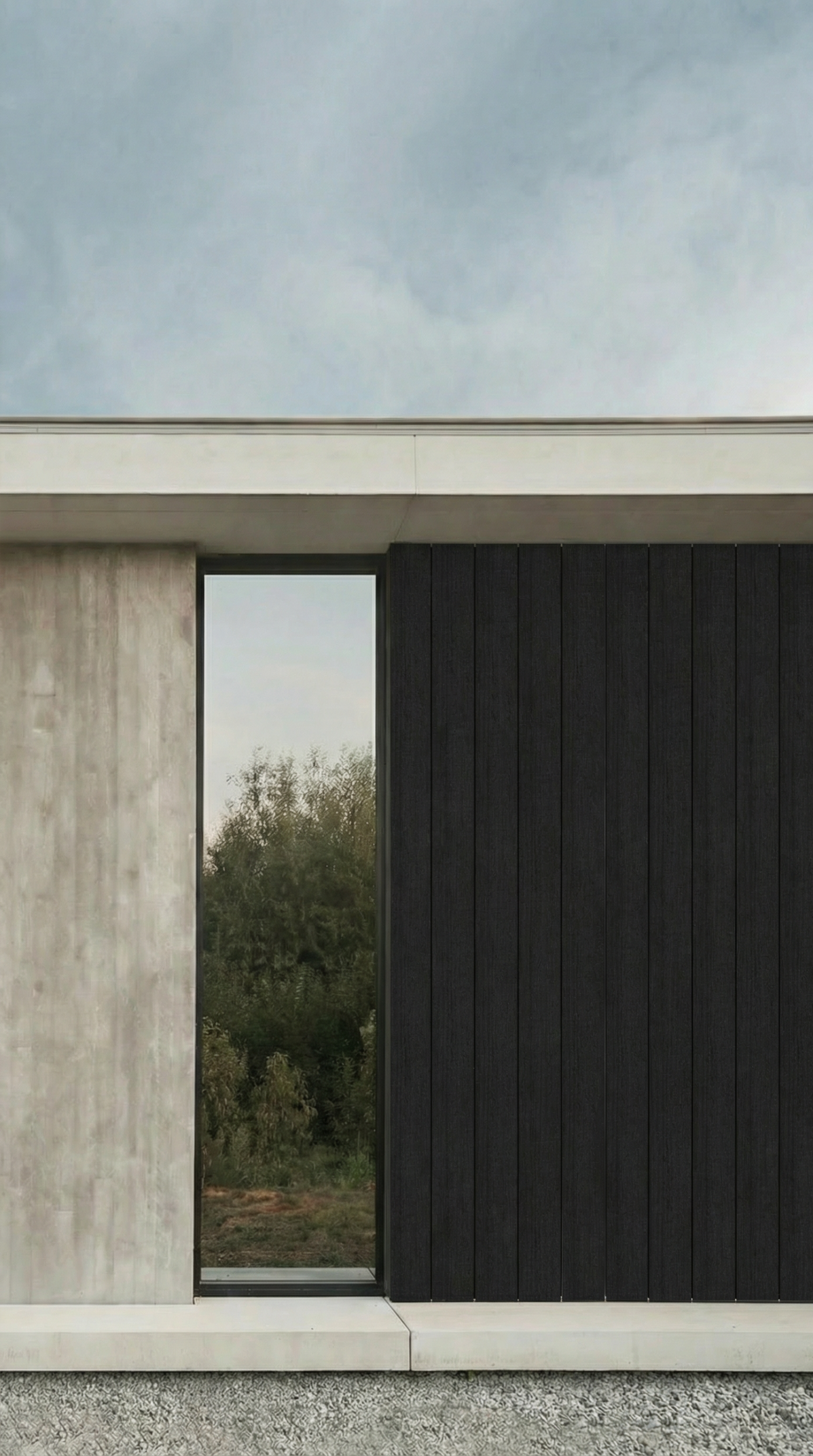 Charred-Wood-for-Grad®-Composite-Cladding-Large-2-scaled
